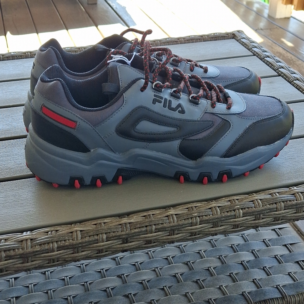 Fila Men's Gray and Red Athletic Shoes